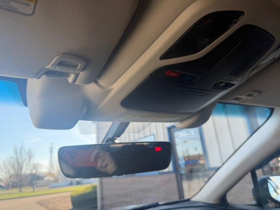 2020 Subaru Outback Limited - Photo 18