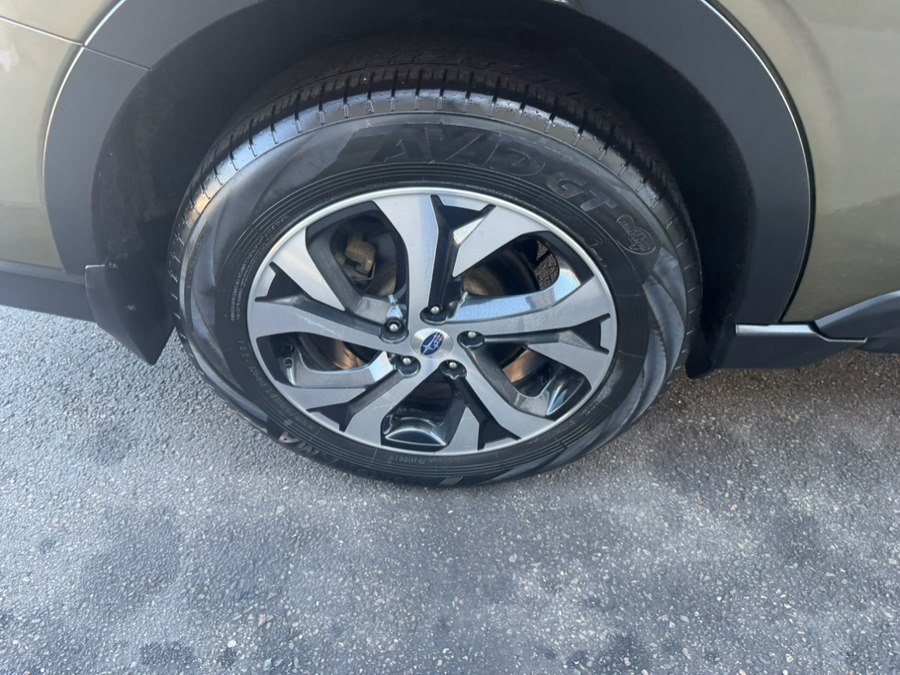 2020 Subaru Outback Limited - Photo 8