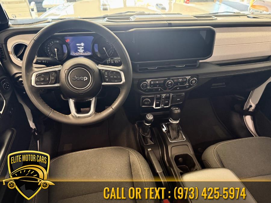 2024 Jeep Wrangler 4xe Sahara 4XE - Photo 14