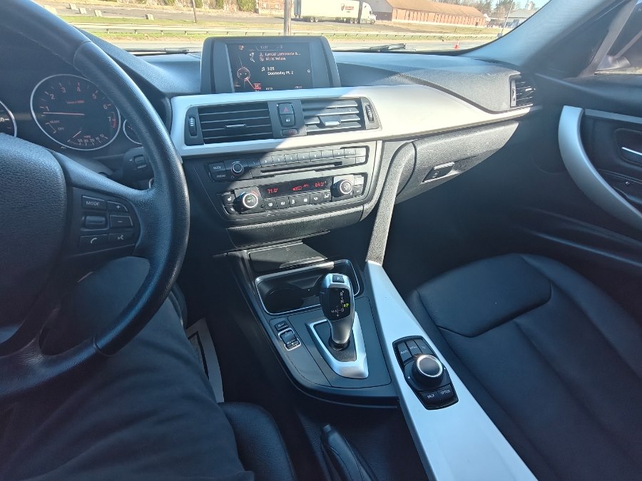 2015 BMW 3 Series 320i - Photo 25