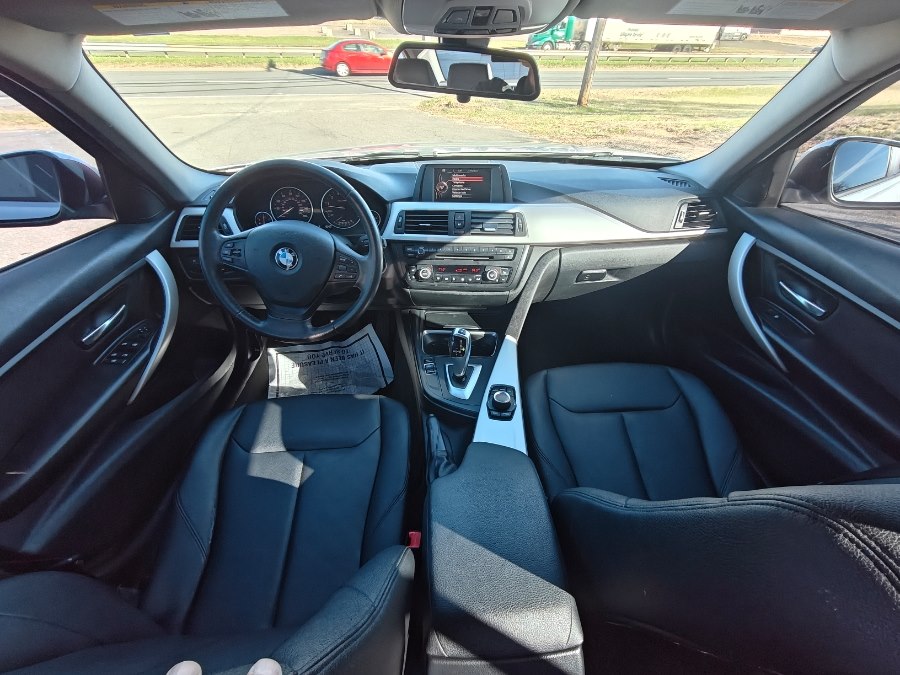 2015 BMW 3 Series 320i - Photo 16