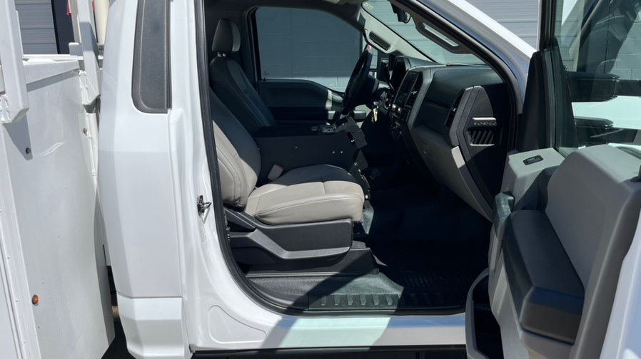 2017 Ford F-550 - Photo 13