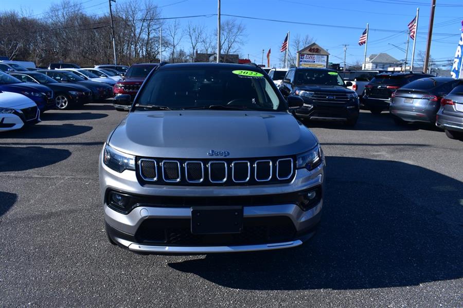 2022 Jeep Compass Limited 4X4's photo