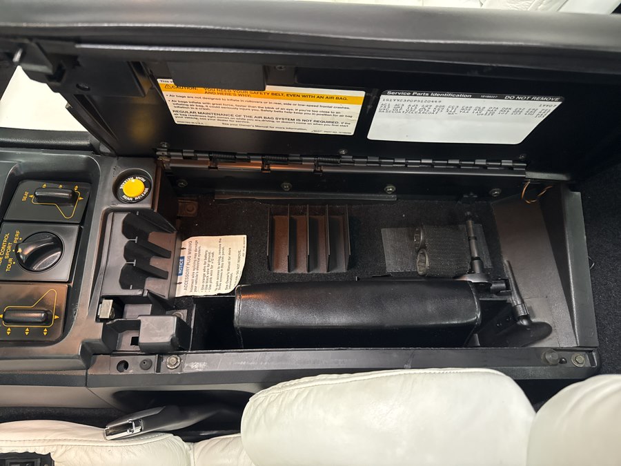 1993 Chevrolet Corvette - Photo 30