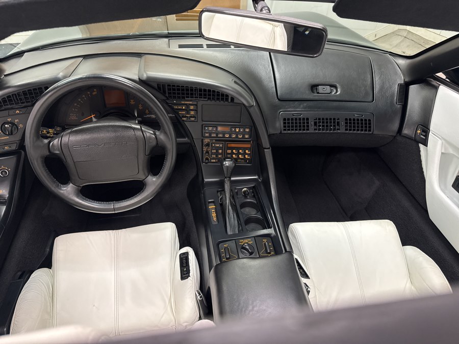 1993 Chevrolet Corvette - Photo 25