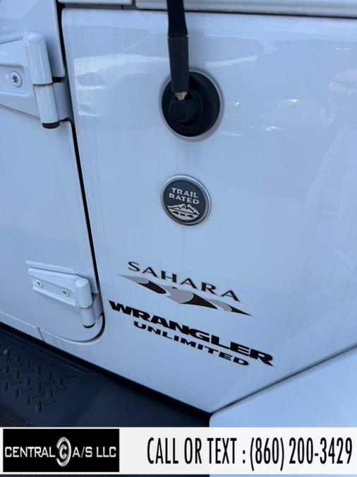 2017 Jeep Wrangler Unlimited Sahara - Photo 7