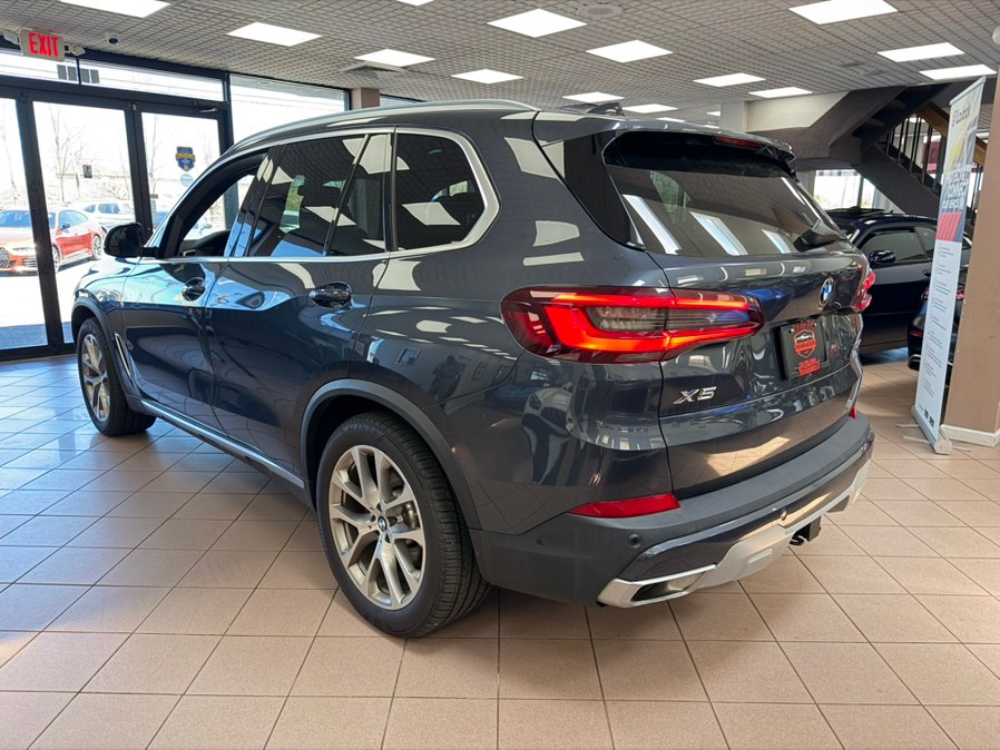 2022 BMW X5 40i - Photo 3