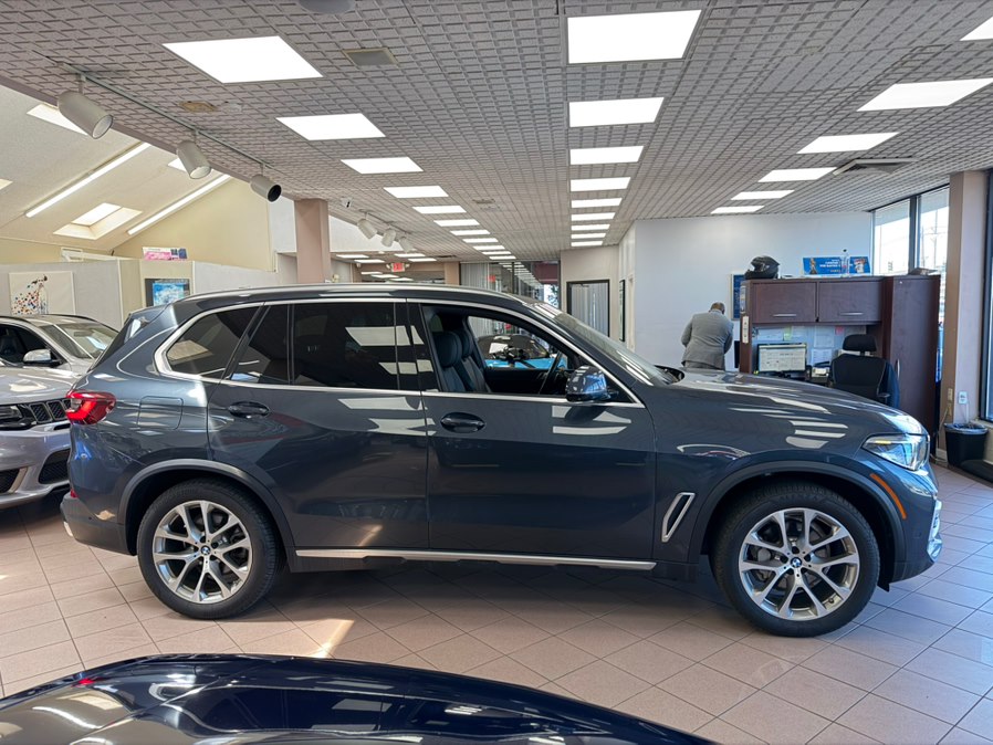 2022 BMW X5 40i - Photo 6