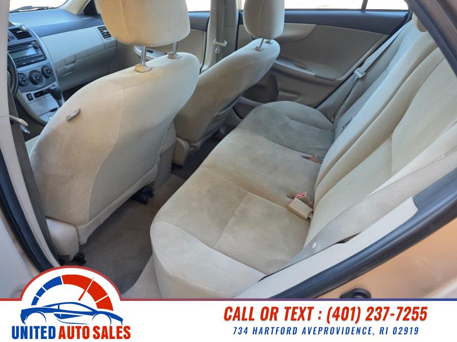 2012 Toyota Corolla LE - Photo 9
