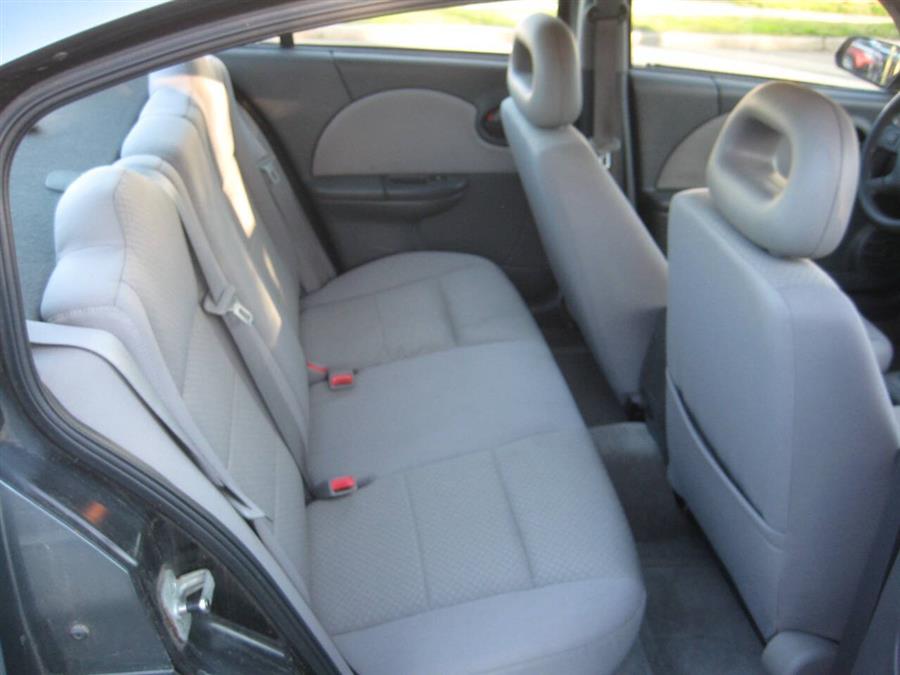 2005 Saturn ION 2 - Photo 12