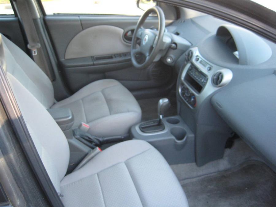 2005 Saturn ION 2 - Photo 13