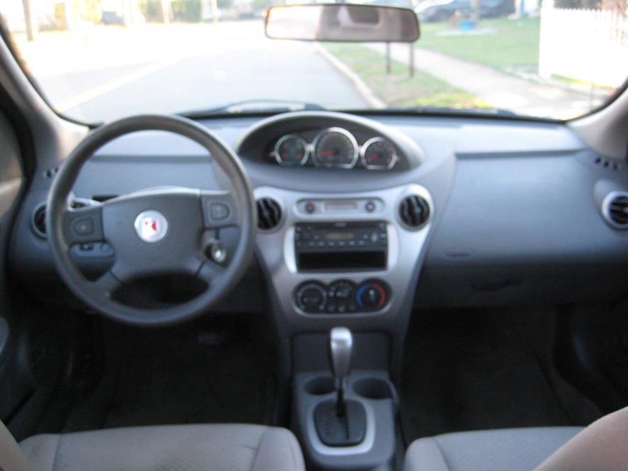 2005 Saturn ION 2 - Photo 14