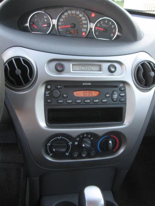 2005 Saturn ION 2 - Photo 18