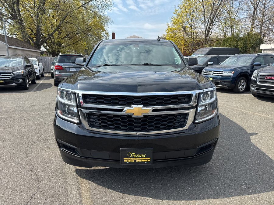 2017 Chevrolet Suburban 4WD 1500 LS's photo