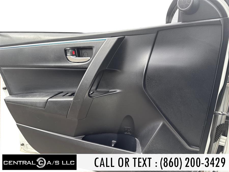 2015 Toyota Corolla S - Photo 17