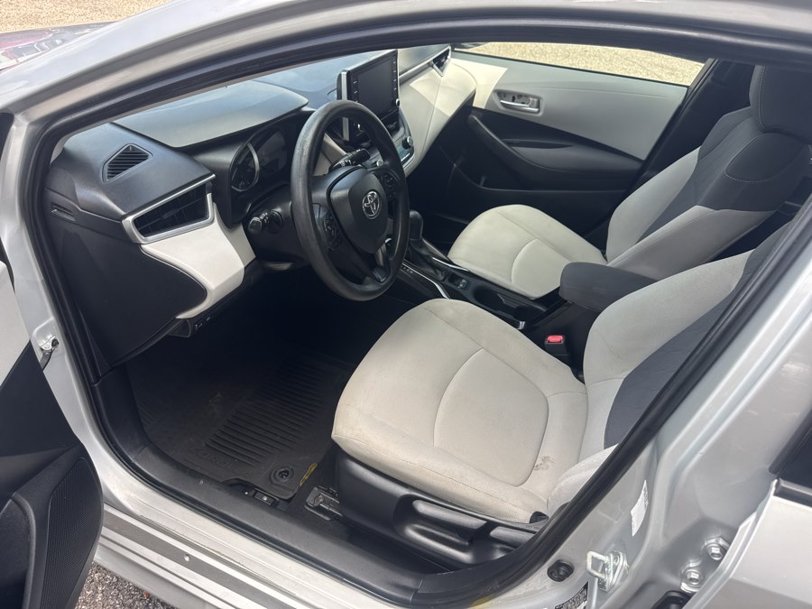 2021 Toyota Corolla LE - Photo 6