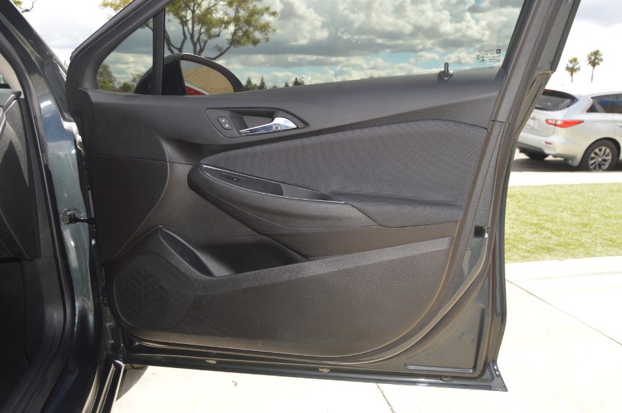 2018 Chevrolet Cruze LT - Photo 18
