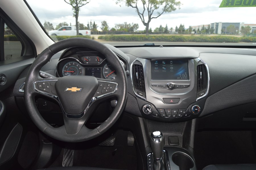 2018 Chevrolet Cruze LT - Photo 21
