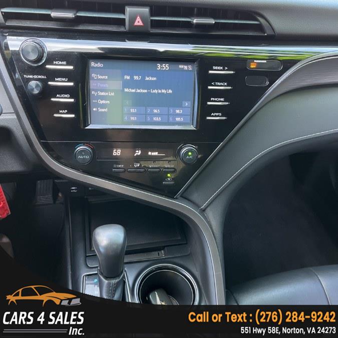 2019 Toyota Camry SE - Photo 6