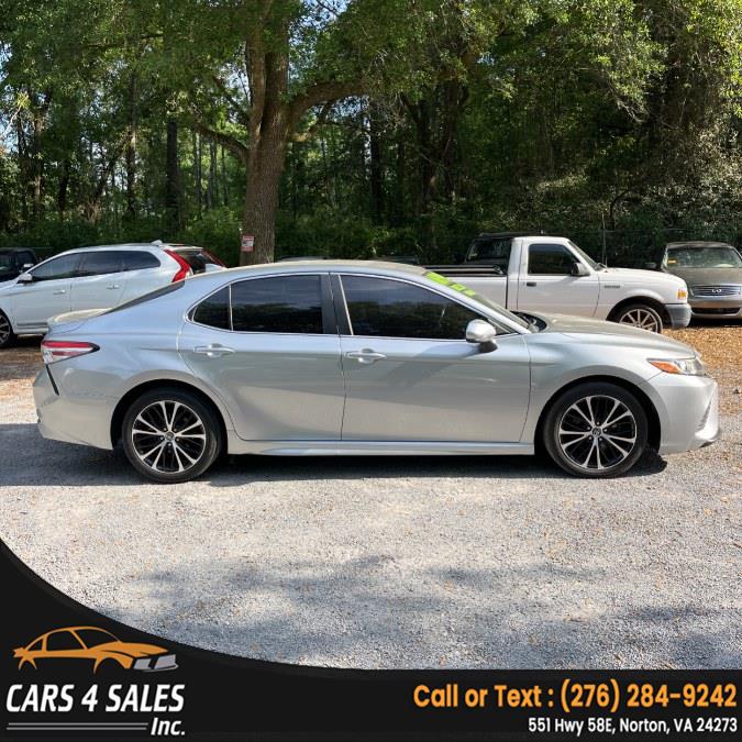 2019 Toyota Camry SE - Photo 13