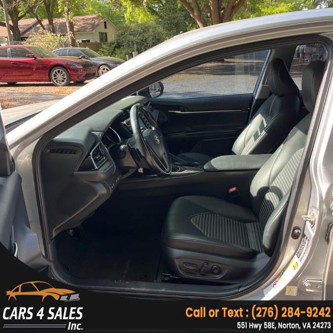 2019 Toyota Camry SE - Photo 10