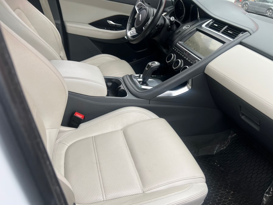 2019 Jaguar E-PACE S - Photo 12