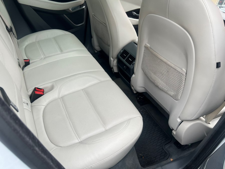 2019 Jaguar E-PACE S - Photo 10
