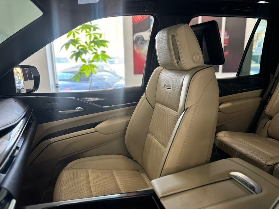 2024 Cadillac Escalade Premium Luxury - Photo 15