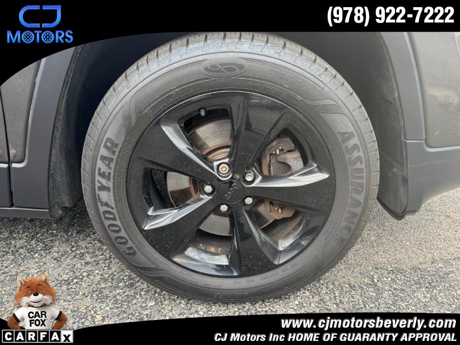 2015 Jeep Cherokee Altitude - Photo 27