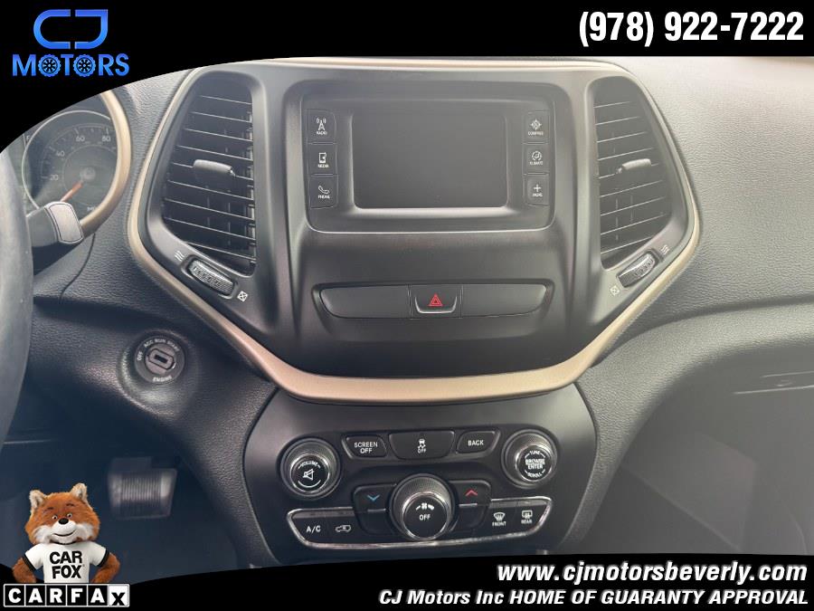 2015 Jeep Cherokee Altitude - Photo 17