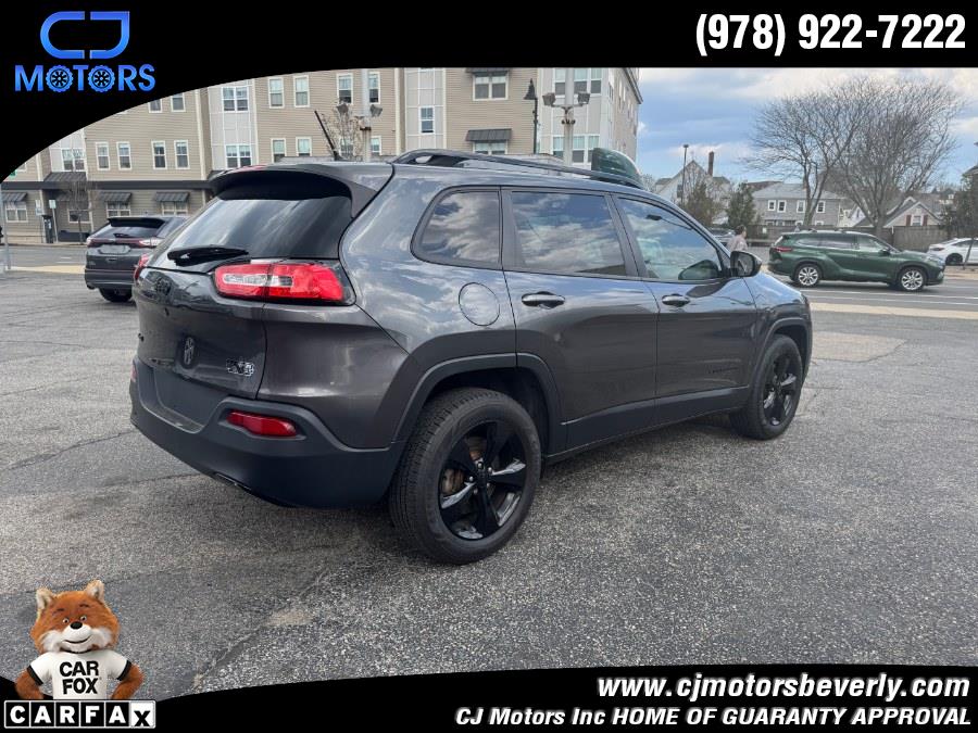 2015 Jeep Cherokee Altitude - Photo 6