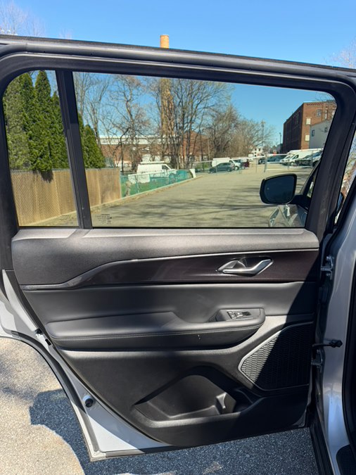 2022 Jeep Grand Cherokee L Laredo - Photo 30