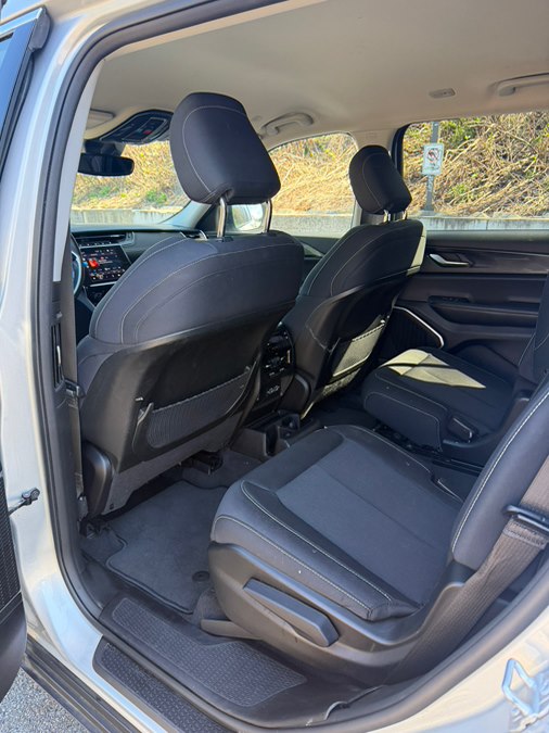 2022 Jeep Grand Cherokee L Laredo - Photo 29