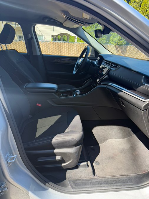2022 Jeep Grand Cherokee L Laredo - Photo 24