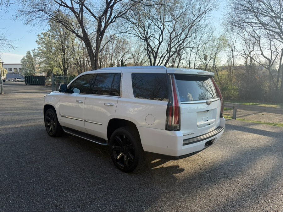 2018 Cadillac Escalade Luxury - Photo 5