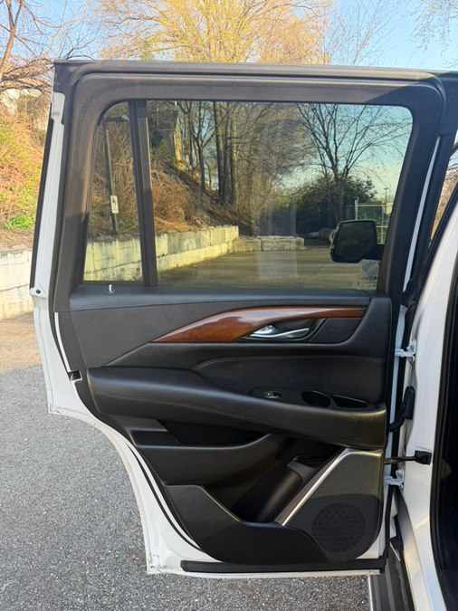 2018 Cadillac Escalade Luxury - Photo 28