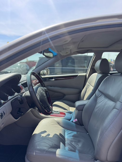 2004 Lexus ES 330 - Photo 8