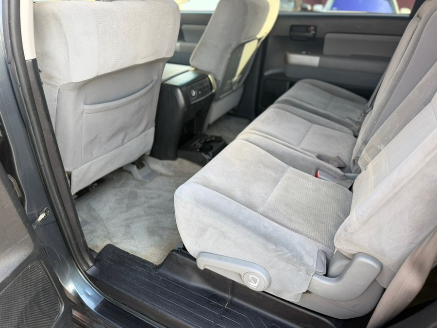 2008 Toyota Sequoia SR5 - Photo 11