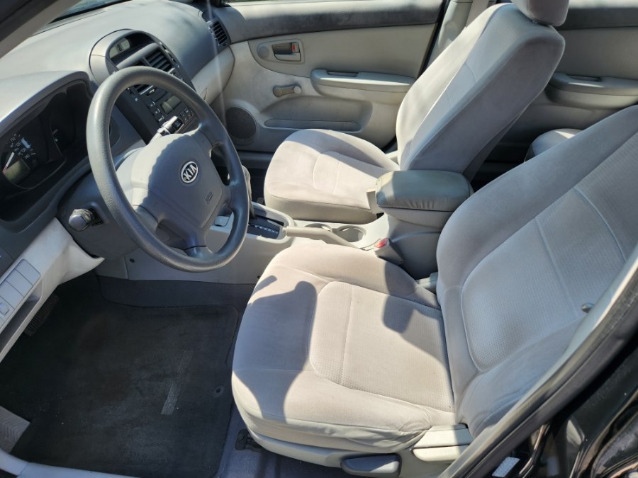 2009 Kia Spectra LX - Photo 18