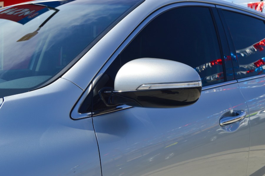 2020 Kia Sorento LX - Photo 8