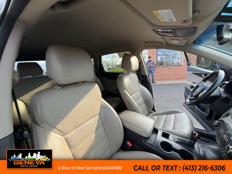 2017 Kia Sorento LX - Photo 14