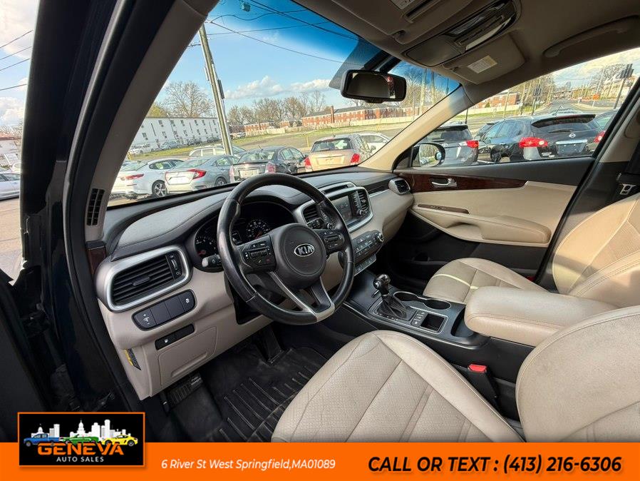 2017 Kia Sorento LX - Photo 13