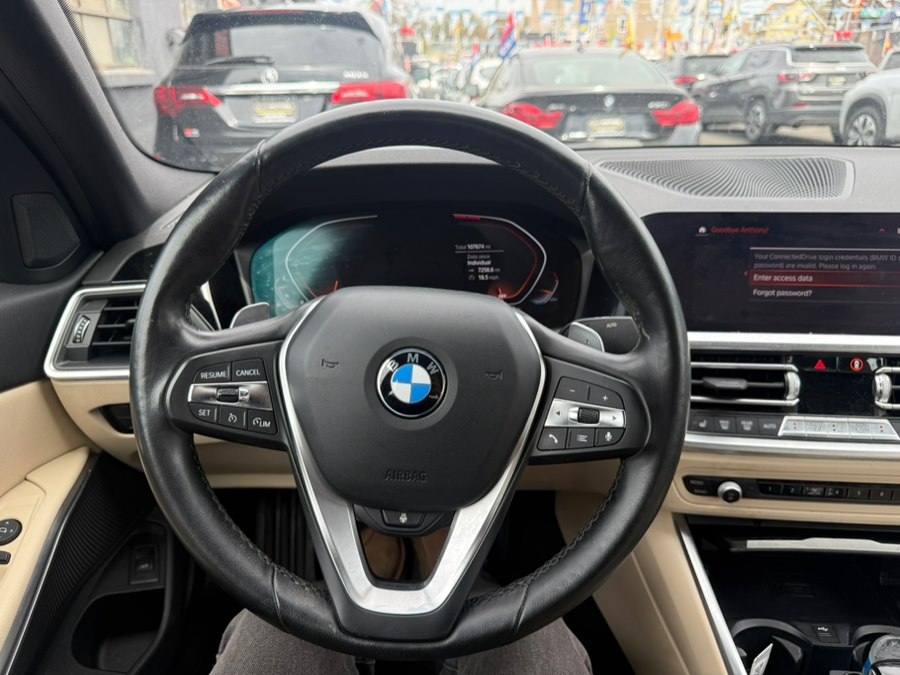 2022 BMW 3 Series 330i - Photo 11
