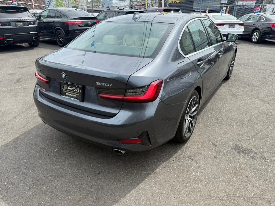 2022 BMW 3 Series 330i - Photo 7