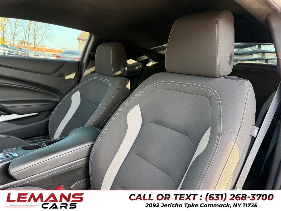 2021 Chevrolet Camaro 1LT - Photo 12