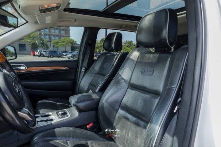 2013 Jeep Grand Cherokee Overland - Photo 12