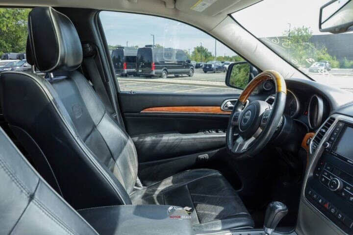 2013 Jeep Grand Cherokee Overland - Photo 9