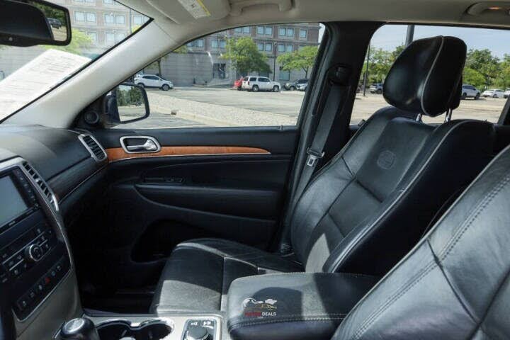 2013 Jeep Grand Cherokee Overland - Photo 13