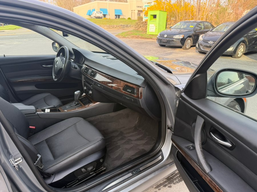 2010 BMW 3 Series 328i - Photo 8