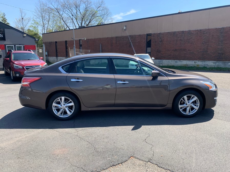 2013 Nissan Altima Sedan SV - Photo 11